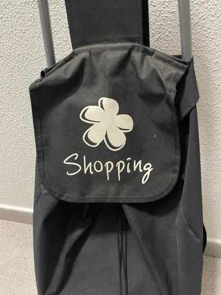 Carrito de la compra negro de tamaño pequeño