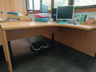 Mesa de oficina o teletrabajo