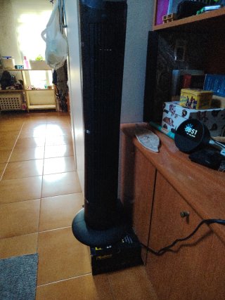 Ventilador de torre Cecotec negro altura 1 metro