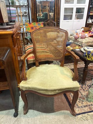 ANTIGUA SILLA DE MADERA