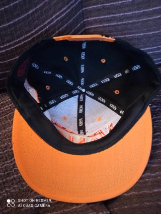 Gorra Vans Negra y Naranja