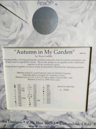 Mirabilia "Autumn in My Garden" MD91 grafico New