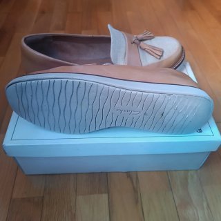 Mocasines de mujer con borlas