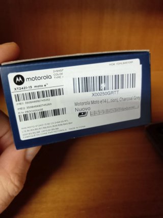 Smartphone Motorola e14 nuovo
