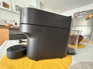 Cafetera Nespresso DeLonghi Negra