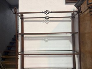 ESTANTERÍA DE FORJA