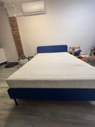 Cama 2 plazas Ikea azul mas colchon
