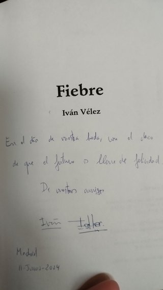 Libro Fiebre de Iván Velez