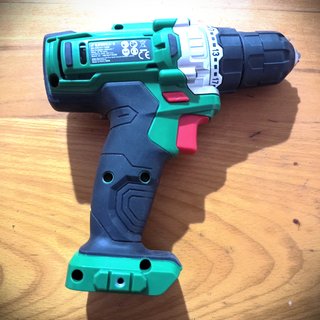 Taladro IUSUVI Batería 18V + Cargador
