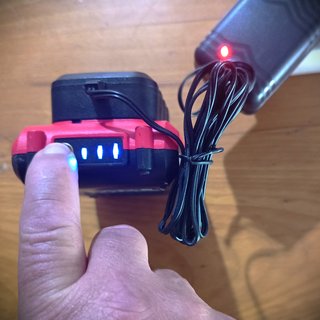 Taladro IUSUVI Batería 18V + Cargador