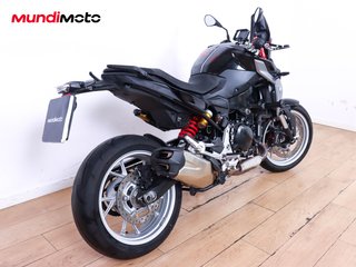 BMW F 900 R