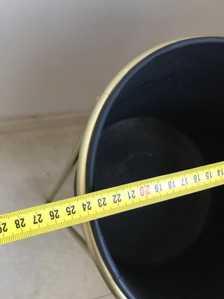 Vaso moderno nero e oro