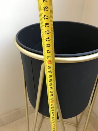 Vaso moderno nero e oro