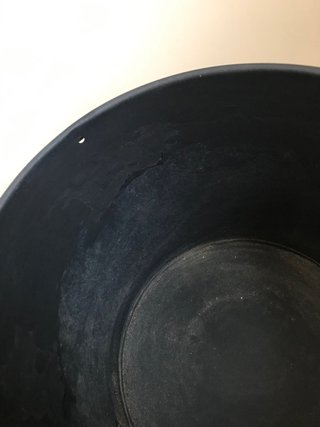 Vaso moderno nero e oro