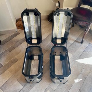 Coppia Valigie Givi Trekker Outback 37 lt.