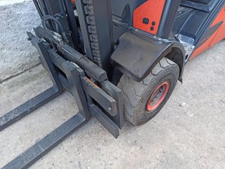 Carretilla elevadora Linde 2500 kg