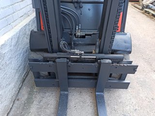 Carretilla elevadora Linde 2500 kg