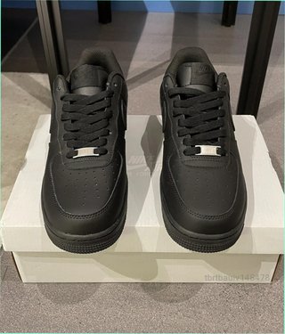 Nike Air Force 1 Low '07 Negras Talla 39