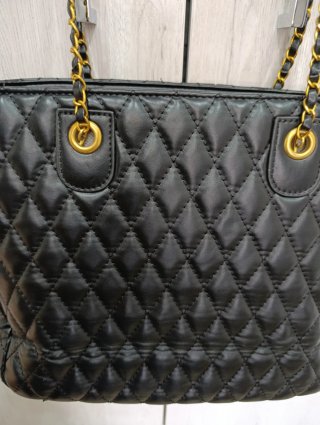Bolso Yves Saint Laurent Negro y Dorado