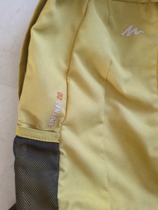 Mochila 20l quechua arenaz