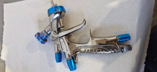 Pistola Pulverizadora Iwata Cromada
