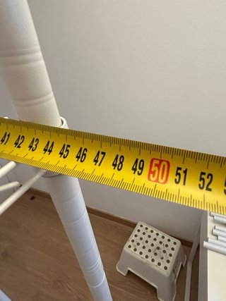 Estanterías metálicas blancas sin usar