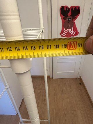 Estanterías metálicas blancas sin usar