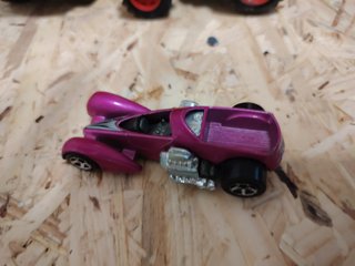 Hot Wheels anni '90 in acciaio