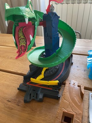 Pista Hot Wheels Serpente