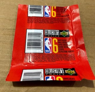 Scatola 100 pacchetti Michael Jordan NBA 95-96