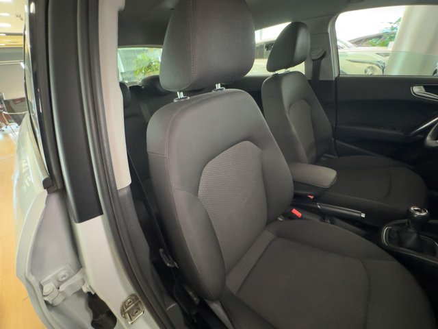 Audi A1 1.0 TFSI 95cv Active Kit