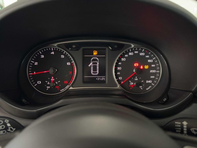 Audi A1 1.0 TFSI 95cv Active Kit