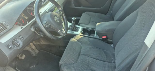 Volkswagen Passat 2010