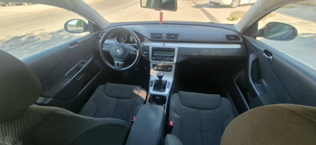 Volkswagen Passat 2010