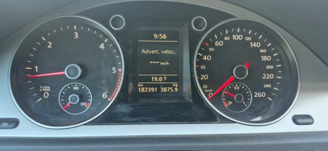 Volkswagen Passat 2010