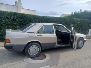 Mercedes-Benz 190 1986