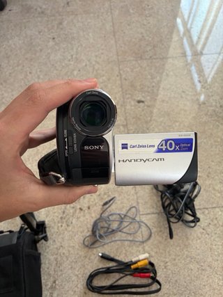 Sony Handycam DCR-DVD106 40x Zoom Ottico