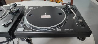 Pareja Technics 1210 mk5 y 1200 MK5