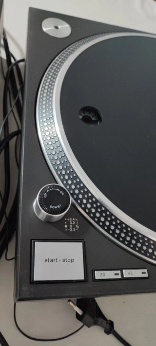 Pareja Technics 1210 mk5 y 1200 MK5