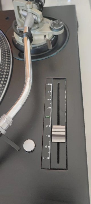 Technics SL 1200 MK5