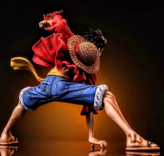 FIGURA "MONKEY D. LUFFY (VERSIÓN BATTLE STYLE)".