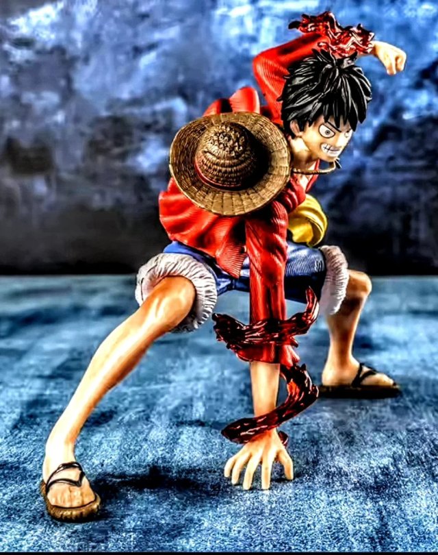 FIGURA "MONKEY D. LUFFY (VERSIÓN BATTLE STYLE)".