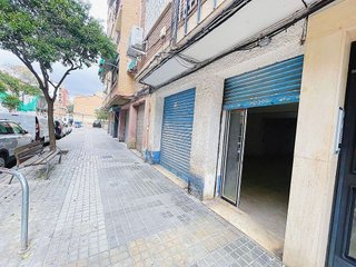 Local comercial en alquiler en Benicalap en Valencia