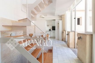 Dúplex en venta en San Gil en Sevilla