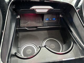 Mercedes-Benz CLE (236) 2025