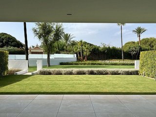 Casa pareada en alquiler en Nueva Andalucía centro en Marbella