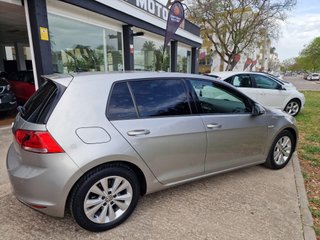 Volkswagen Golf VII