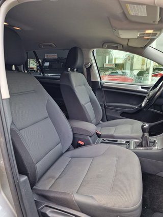 Volkswagen Golf VII