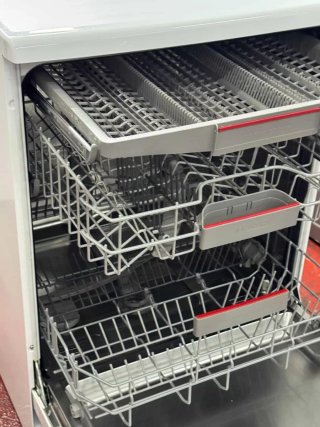 LAVAVAJILLAS MARCA BOSCH SILENCEPLUS SERIE4