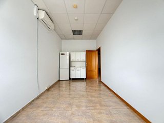 Local comercial en alquiler en San Gabriel en Alicante